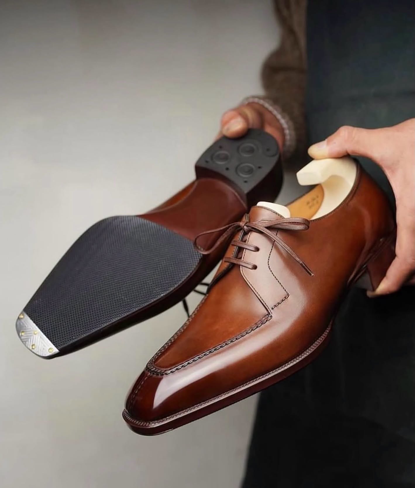 Handcrafted Burnished Brown Apron Toe Derby Leather Dress Shoes.